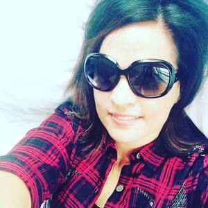 Meet your Posher, Carolyn